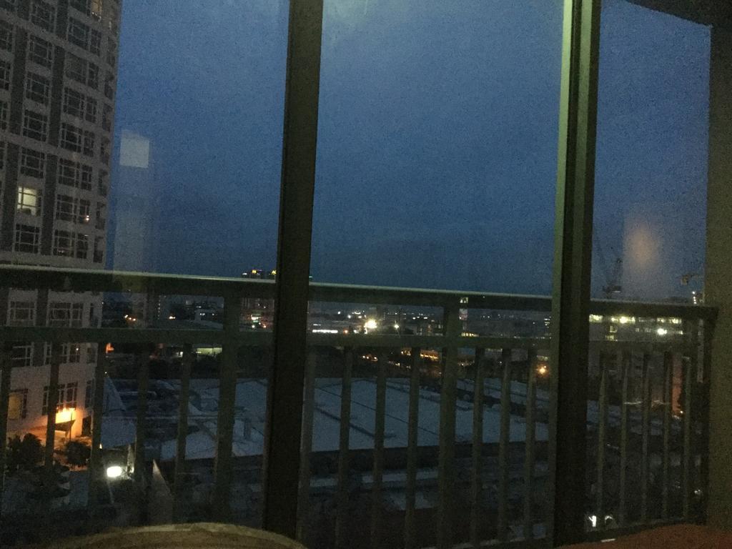מנילה Ortigas 2 Bedroom Corner Unit With 2 Queen Across Shangrila מראה חיצוני תמונה